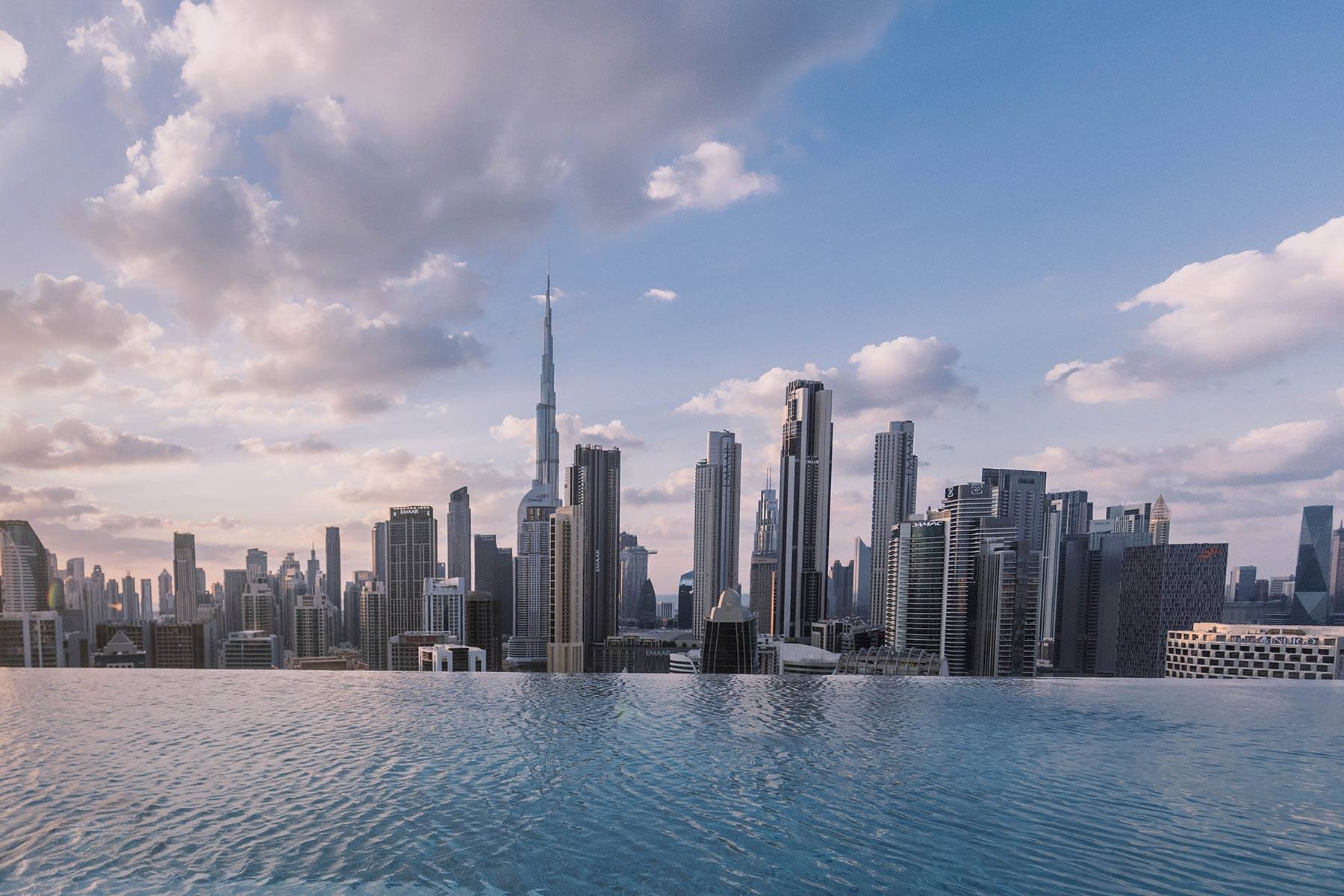 Dubai-Financial-Services-Image-1