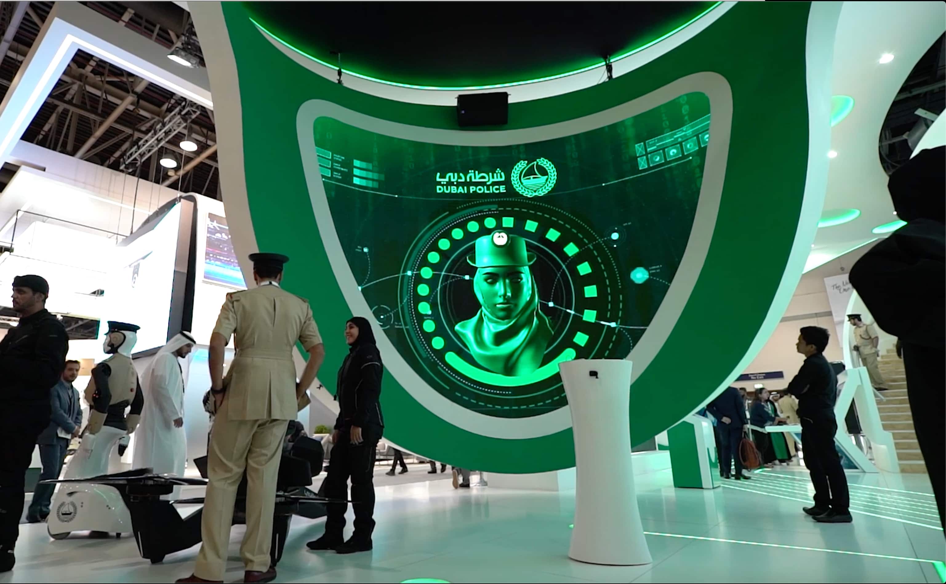 25% OF DUBAI POLICE FORCE TO BE ROBOTIC BY 2030.
